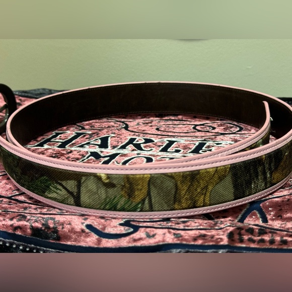 RealTree L/XL - leather backed women’s pink belt - Picture 4 of 4